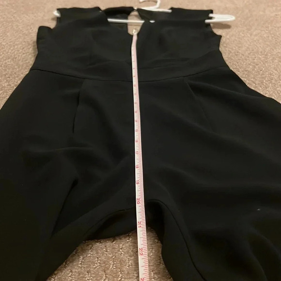 Straight Leg Short Sleeve Open Back Jumpsuit | Size XS Black - Picture 7 of 7